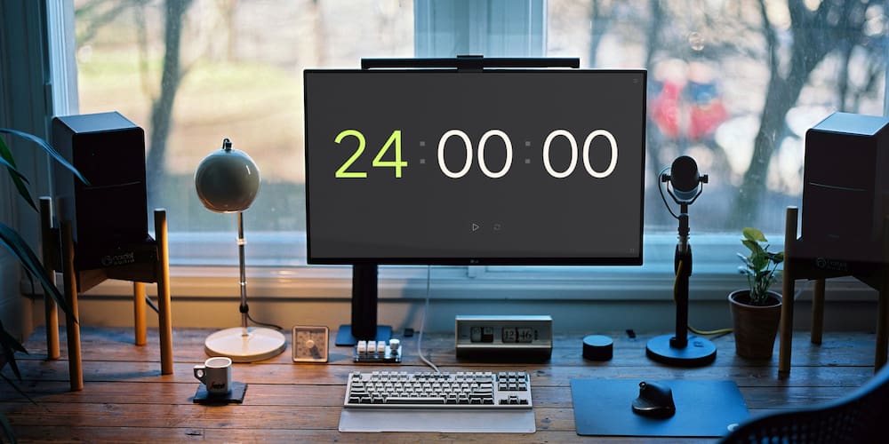 Key features of a free online 24-hour timer