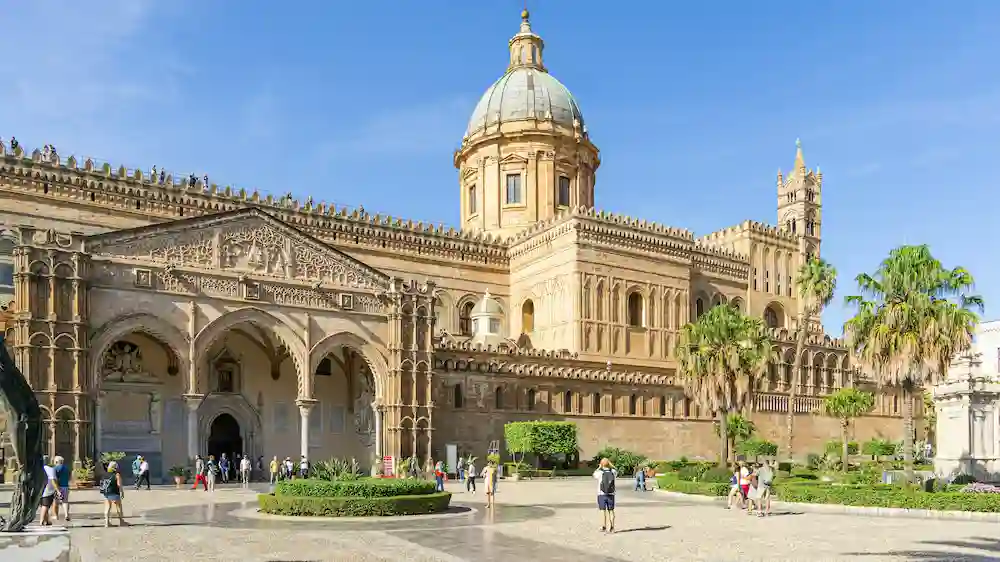 Current time in Palermo